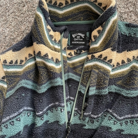 Billabong | A/Div Boundary Half-Zip Mock Neck Pullover | C: Evergreen | S: Large - Picture 3 of 5